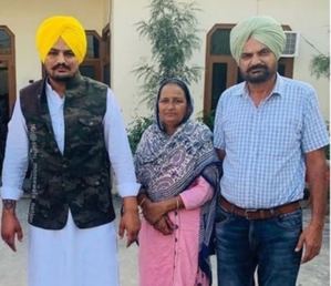 Sidhu Moose Wala's parents expecting a baby in March | Sidhu Moose Wala's parents expecting a baby in March