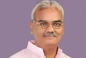 Akbar an invader who raped women can never be great: Rajasthan Education Minister Madan Dilawar | Akbar an invader who raped women can never be great: Rajasthan Education Minister Madan Dilawar Akbar an invader who raped women can never be great: Rajasthan Education Minister Madan Dilawar | Akbar an invader who raped women can never be great: Rajasthan Education Minister Madan Dilawar