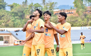 Santosh Trophy: Kerala end Arunachal's quarterfinal hopes; Services trounce Assam | Santosh Trophy: Kerala end Arunachal's quarterfinal hopes; Services trounce Assam Santosh Trophy: Kerala end Arunachal's quarterfinal hopes; Services trounce Assam | Santosh Trophy: Kerala end Arunachal's quarterfinal hopes; Services trounce Assam
