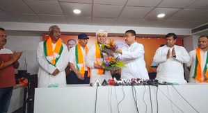 Estranged Congress leader Koustav Bagchi joins BJP in Bengal | Estranged Congress leader Koustav Bagchi joins BJP in Bengal Estranged Congress leader Koustav Bagchi joins BJP in Bengal | Estranged Congress leader Koustav Bagchi joins BJP in Bengal