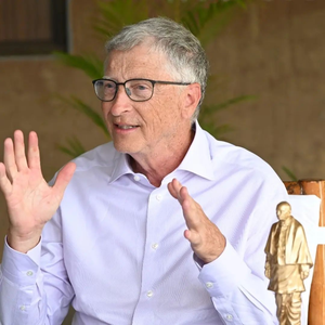 Seoul industry minister meets Bill Gates to discuss energy cooperation | Seoul industry minister meets Bill Gates to discuss energy cooperation Seoul industry minister meets Bill Gates to discuss energy cooperation | Seoul industry minister meets Bill Gates to discuss energy cooperation