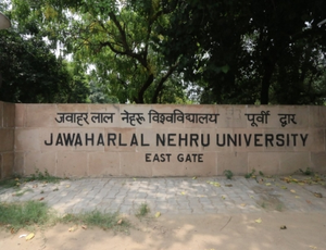 Election clashes in JNU: Varsity admin warns of strict action | Election clashes in JNU: Varsity admin warns of strict action