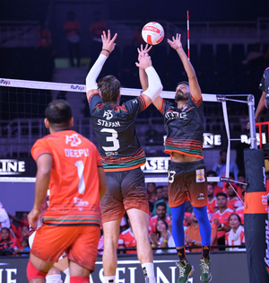 PVL Season 3: Calicut Heroes beat Hyderabad Black Hawks in straight sets | PVL Season 3: Calicut Heroes beat Hyderabad Black Hawks in straight sets