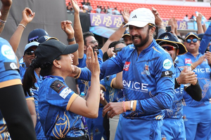 CCL: 30-run win for Darling Krishna-led Karnataka Bulldozers over Saif's Bengal Tigers | CCL: 30-run win for Darling Krishna-led Karnataka Bulldozers over Saif's Bengal Tigers CCL: 30-run win for Darling Krishna-led Karnataka Bulldozers over Saif's Bengal Tigers | CCL: 30-run win for Darling Krishna-led Karnataka Bulldozers over Saif's Bengal Tigers