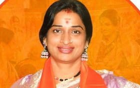 BJP's Madhavi Latha likely to give tough fight to Owaisi | BJP's Madhavi Latha likely to give tough fight to Owaisi