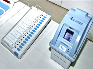 Social workers opposing EVMs detained in Goa | Social workers opposing EVMs detained in Goa Social workers opposing EVMs detained in Goa | Social workers opposing EVMs detained in Goa