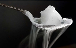 Doctors Warn Against Consuming Dry Ice and Liquid Nitrogen After Gurugram Mouth Freshener Mishap | Doctors Warn Against Consuming Dry Ice and Liquid Nitrogen After Gurugram Mouth Freshener Mishap