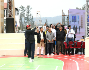 Anurag Singh Thakur inaugurates Sansad Khel Mahakumbh 3.0, bats with Rohit Sharma | Anurag Singh Thakur inaugurates Sansad Khel Mahakumbh 3.0, bats with Rohit Sharma