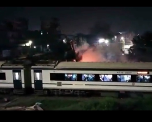Close shave for Vande Bharat passengers in Patna | Close shave for Vande Bharat passengers in Patna Close shave for Vande Bharat passengers in Patna | Close shave for Vande Bharat passengers in Patna