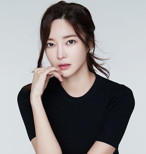 Kim Yoon Ji made more money from one film than in her 8 years as singer | Kim Yoon Ji made more money from one film than in her 8 years as singer Kim Yoon Ji made more money from one film than in her 8 years as singer | Kim Yoon Ji made more money from one film than in her 8 years as singer