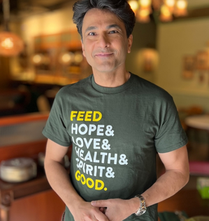 Check out: Vikas Khanna names dish in new restaurant after US book set in Kashmir | Check out: Vikas Khanna names dish in new restaurant after US book set in Kashmir