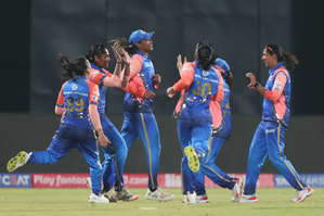 WPL: Nat-Sciver Brunt's all-round performance propel MI to victory over UP Warriorz | WPL: Nat-Sciver Brunt's all-round performance propel MI to victory over UP Warriorz WPL: Nat-Sciver Brunt's all-round performance propel MI to victory over UP Warriorz | WPL: Nat-Sciver Brunt's all-round performance propel MI to victory over UP Warriorz