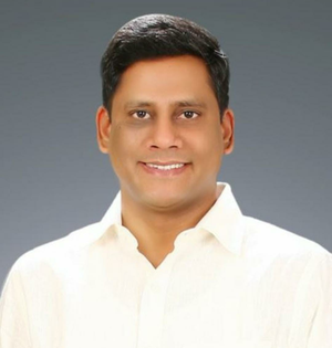 Congress fields Jeevan Reddy in Telangana MLC by-election | Congress fields Jeevan Reddy in Telangana MLC by-election