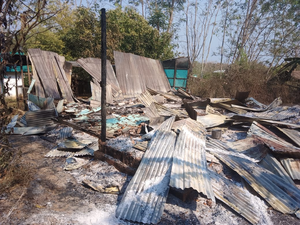 Two houses in Meitei village near India-Myanmar border set ablaze | Two houses in Meitei village near India-Myanmar border set ablaze Two houses in Meitei village near India-Myanmar border set ablaze | Two houses in Meitei village near India-Myanmar border set ablaze