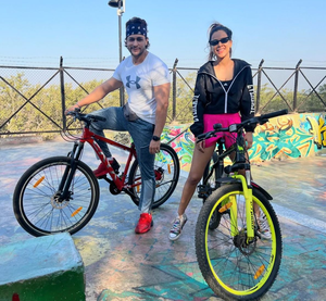 Nia Sharma Gave Fitness Goals, by Sharing Glimpses of Her Bicycle Ride With Actor Shalin Bhanot | Nia Sharma Gave Fitness Goals, by Sharing Glimpses of Her Bicycle Ride With Actor Shalin Bhanot