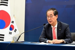 South Korean PM again appeals medical professors to stay with patients | South Korean PM again appeals medical professors to stay with patients
