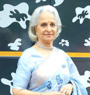 Waheeda Rehman donates personal film memorabilia to Film Heritage Foundation | Waheeda Rehman donates personal film memorabilia to Film Heritage Foundation Waheeda Rehman donates personal film memorabilia to Film Heritage Foundation | Waheeda Rehman donates personal film memorabilia to Film Heritage Foundation