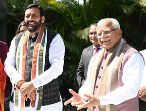 Aiming to retain all 10 LS seats in Haryana, BJP fields Khattar | Aiming to retain all 10 LS seats in Haryana, BJP fields Khattar Aiming to retain all 10 LS seats in Haryana, BJP fields Khattar | Aiming to retain all 10 LS seats in Haryana, BJP fields Khattar