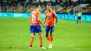 ISL 2023-24: FC Goa opens up title race with 2-1 win against Bengaluru FC | ISL 2023-24: FC Goa opens up title race with 2-1 win against Bengaluru FC ISL 2023-24: FC Goa opens up title race with 2-1 win against Bengaluru FC | ISL 2023-24: FC Goa opens up title race with 2-1 win against Bengaluru FC