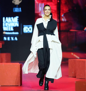 Neha Dhupia: Don't like being uneasy or uncomfortable in anything that I wear | Neha Dhupia: Don't like being uneasy or uncomfortable in anything that I wear