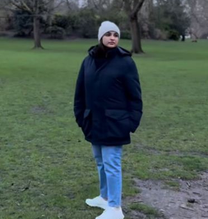 Parineeti Chopra takes a stroll in London park: 'Miles to go before I sleep' | Parineeti Chopra takes a stroll in London park: 'Miles to go before I sleep'