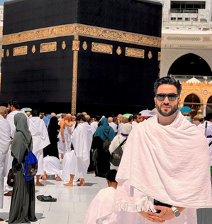 Aly Goni performs Umrah in Makkah; drops divine photos | Aly Goni performs Umrah in Makkah; drops divine photos Aly Goni performs Umrah in Makkah; drops divine photos | Aly Goni performs Umrah in Makkah; drops divine photos