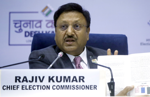 5 to 6 lakh young voters can still be added to the voter list: CEC | 5 to 6 lakh young voters can still be added to the voter list: CEC 5 to 6 lakh young voters can still be added to the voter list: CEC | 5 to 6 lakh young voters can still be added to the voter list: CEC