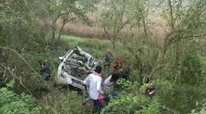 Bihar Road Accident: Seven Killed, Four Injured After Tractor Collides With SUV in Khagaria (Watch Video) | Bihar Road Accident: Seven Killed, Four Injured After Tractor Collides With SUV in Khagaria (Watch Video)