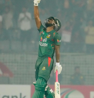 Bangladesh Jaker Ali taken to hospital after on-field collision | Bangladesh Jaker Ali taken to hospital after on-field collision Bangladesh Jaker Ali taken to hospital after on-field collision | Bangladesh Jaker Ali taken to hospital after on-field collision