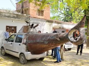 Uttar Pradesh: Police Seizes ‘Car Copter’ Made From ‘Jugaad’ in Ambedkar Nagar | Uttar Pradesh: Police Seizes ‘Car Copter’ Made From ‘Jugaad’ in Ambedkar Nagar