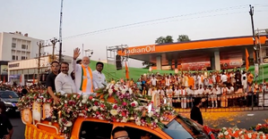 Thousands line streets as PM Modi holds roadshow in Kerala's Palakkad | Thousands line streets as PM Modi holds roadshow in Kerala's Palakkad