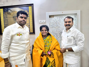 Tamilisai Soundararajan to contest from Chennai South, Annamalai, Murugan also in BJP's Tamil Nadu list | Tamilisai Soundararajan to contest from Chennai South, Annamalai, Murugan also in BJP's Tamil Nadu list