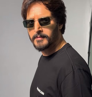 Jimmy Shergill went to Gulzar to become an AD, got his role in 'Maachis' instead | Jimmy Shergill went to Gulzar to become an AD, got his role in 'Maachis' instead Jimmy Shergill went to Gulzar to become an AD, got his role in 'Maachis' instead | Jimmy Shergill went to Gulzar to become an AD, got his role in 'Maachis' instead