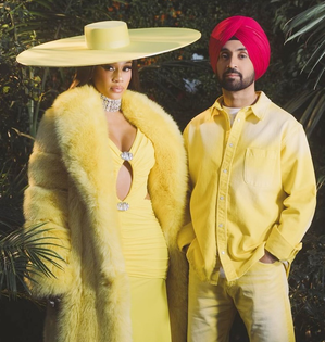 Diljit Dosanjh Shares a Glimpse of Song ‘Khutti’ With ‘Ice Girl’ Saweetie; Says She ‘Just Landed in Panjab’ (Watch Video) | Diljit Dosanjh Shares a Glimpse of Song ‘Khutti’ With ‘Ice Girl’ Saweetie; Says She ‘Just Landed in Panjab’ (Watch Video)