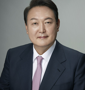 S. Korean Prez calls for flexible ways to process suspension of medical licenses | S. Korean Prez calls for flexible ways to process suspension of medical licenses S. Korean Prez calls for flexible ways to process suspension of medical licenses | S. Korean Prez calls for flexible ways to process suspension of medical licenses