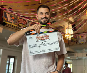 Kunal Kemmu says 'Happy Holi' with BTS pictures from 'Madgaon Express' sets | Kunal Kemmu says 'Happy Holi' with BTS pictures from 'Madgaon Express' sets
