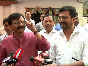 After Mumbai LS ticket, SS-UBT candidate receives ED summons in ‘khichdi scam’ | After Mumbai LS ticket, SS-UBT candidate receives ED summons in ‘khichdi scam’ After Mumbai LS ticket, SS-UBT candidate receives ED summons in ‘khichdi scam’ | After Mumbai LS ticket, SS-UBT candidate receives ED summons in ‘khichdi scam’