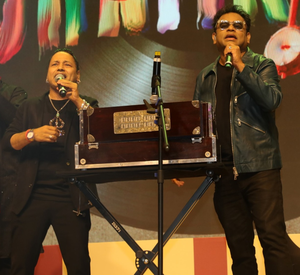 A.R. Rahman, Kailash Kher’s performance oozes Punjabi mitti di khushboo in Mumbai | A.R. Rahman, Kailash Kher’s performance oozes Punjabi mitti di khushboo in Mumbai
