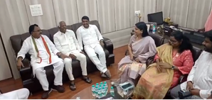 Congress invites BRS leader Kadiyam Srihari to join party | Congress invites BRS leader Kadiyam Srihari to join party