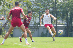 ISL 2023-24: 'We still have a real chance of Top-6,' feels Chennaiyin head coach Coyle | ISL 2023-24: 'We still have a real chance of Top-6,' feels Chennaiyin head coach Coyle ISL 2023-24: 'We still have a real chance of Top-6,' feels Chennaiyin head coach Coyle | ISL 2023-24: 'We still have a real chance of Top-6,' feels Chennaiyin head coach Coyle