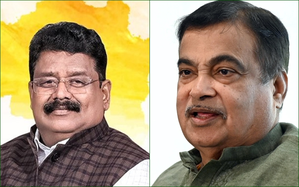 Constituency Watch: It's Nitin Gadkari's 'Vikas' vs Congress' Vikas Thakre in Nagpur | Constituency Watch: It's Nitin Gadkari's 'Vikas' vs Congress' Vikas Thakre in Nagpur