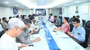 Govt steps up efforts to meet peak summer power demand without outages | Govt steps up efforts to meet peak summer power demand without outages Govt steps up efforts to meet peak summer power demand without outages | Govt steps up efforts to meet peak summer power demand without outages