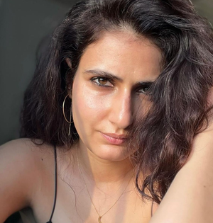 Fatima Sana Shaikh looks hot in 'random post': 'Gussa lag rahi hun, par hun nahi' | Fatima Sana Shaikh looks hot in 'random post': 'Gussa lag rahi hun, par hun nahi'