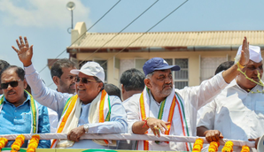 LS polls: On his home turf, K'taka CM Siddaramaiah plays Vokkaliga card against BJP | LS polls: On his home turf, K'taka CM Siddaramaiah plays Vokkaliga card against BJP