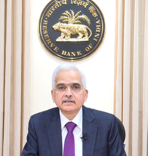 RBI Governor seeks better deal for retail customers in forex market | RBI Governor seeks better deal for retail customers in forex market RBI Governor seeks better deal for retail customers in forex market | RBI Governor seeks better deal for retail customers in forex market