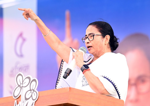 BJP accuses Mamata Banerjee of making derogatory remarks against PM Modi, moves ECI | BJP accuses Mamata Banerjee of making derogatory remarks against PM Modi, moves ECI