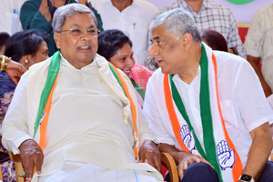 Don't embarrass yourselves by lying every day, Siddaramaiah advises state BJP leaders | Don't embarrass yourselves by lying every day, Siddaramaiah advises state BJP leaders