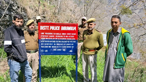 Properties of 3 proclaimed offenders seized in J&K’s Baramulla | Properties of 3 proclaimed offenders seized in J&K’s Baramulla Properties of 3 proclaimed offenders seized in J&K’s Baramulla | Properties of 3 proclaimed offenders seized in J&K’s Baramulla
