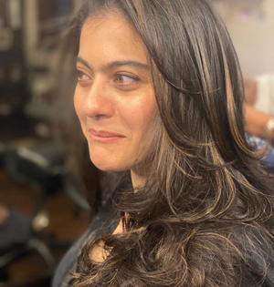 Kajol's smile 'says it all' in new Insta post; KJo calls her 'fab' | Kajol's smile 'says it all' in new Insta post; KJo calls her 'fab' Kajol's smile 'says it all' in new Insta post; KJo calls her 'fab' | Kajol's smile 'says it all' in new Insta post; KJo calls her 'fab'