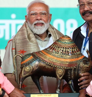 ‘Culture to connectivity’: PM Modi's Tamil Nadu visit gives further push to NDA's Mission South | ‘Culture to connectivity’: PM Modi's Tamil Nadu visit gives further push to NDA's Mission South ‘Culture to connectivity’: PM Modi's Tamil Nadu visit gives further push to NDA's Mission South | ‘Culture to connectivity’: PM Modi's Tamil Nadu visit gives further push to NDA's Mission South